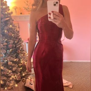 One shoulder red dress